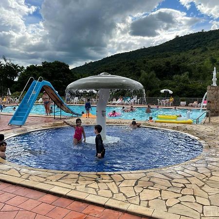 Hotel Cavalinho Branco Flat-105 Águas de Lindóia Eksteriør billede